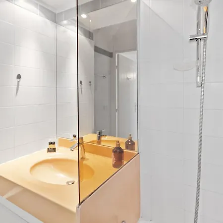The Horizon - Sea - Swimming Pool - Parking - Wifi Apartament *