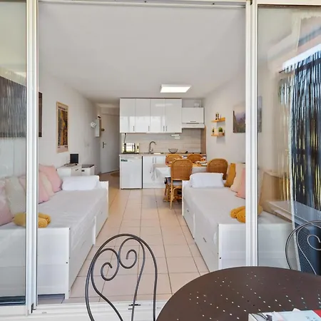 Apartman The Horizon - Sea - Swimming Pool - Parking - Wifi